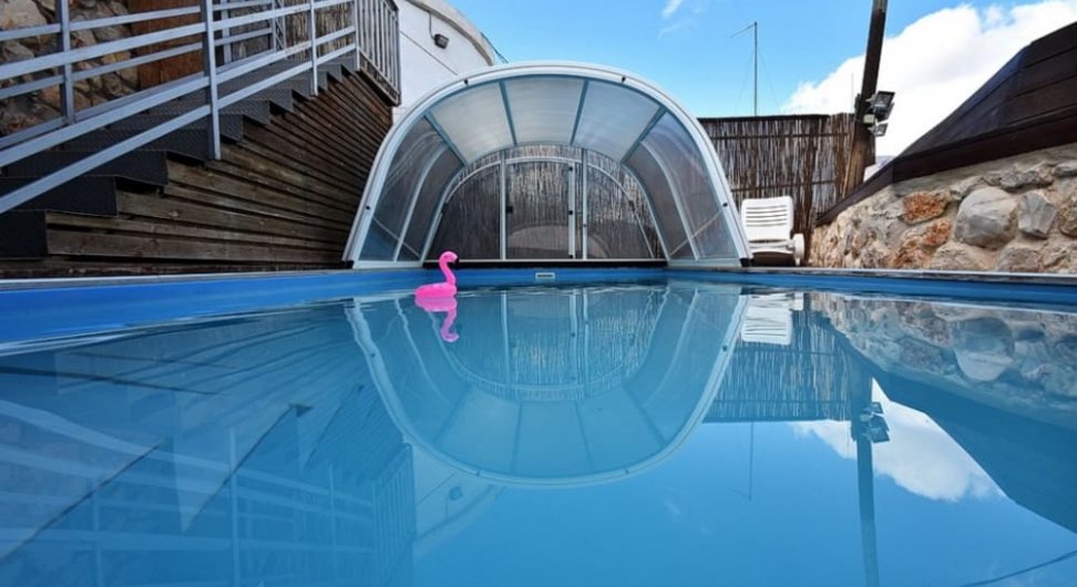 אחוזת אבן ספיר