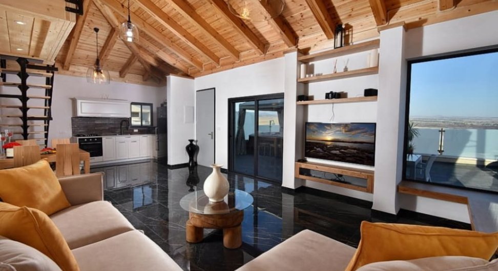 וילה מאיורי בוטיק