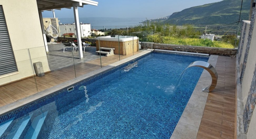 וילה אור בכנרת