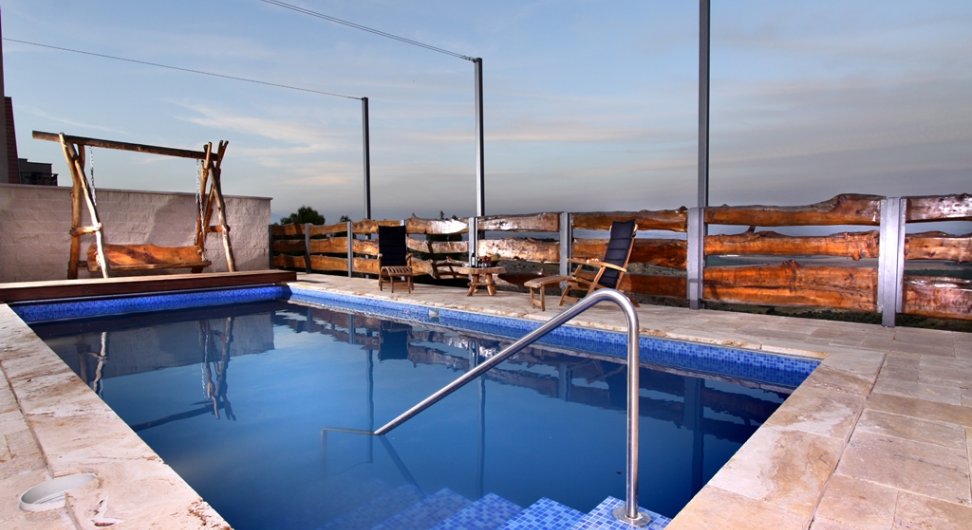 וילה אלפנדרי