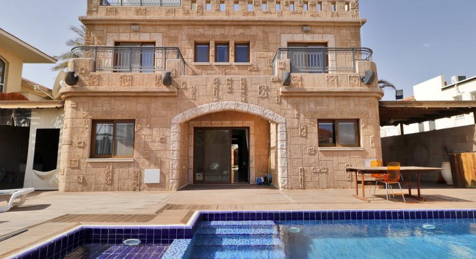 וילה קשטן אילת