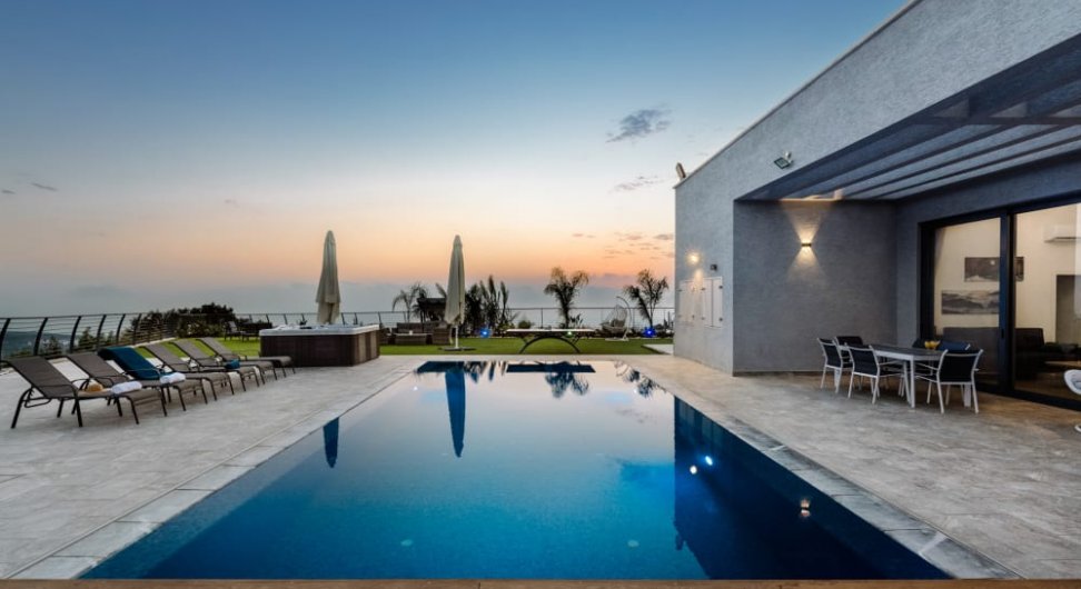 אחוזת רון בגליל