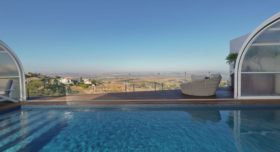 וילה AQUA בוטיק