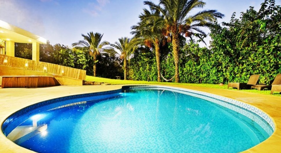 וילה מול החוף