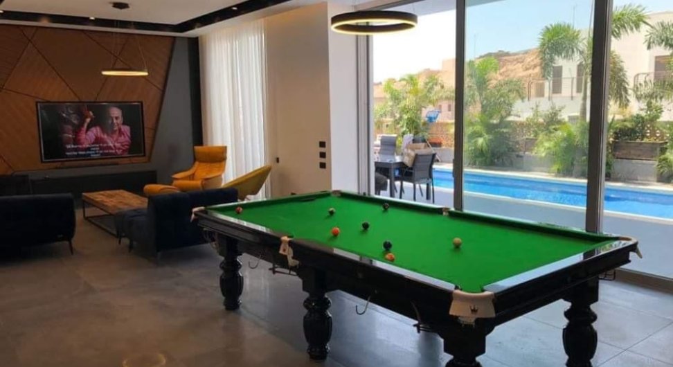 וילה רויאל הום